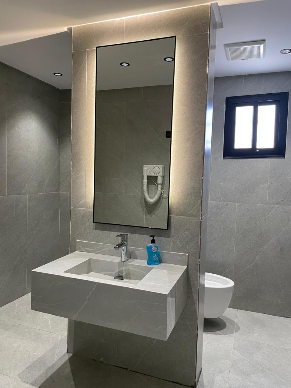 عطر Villa